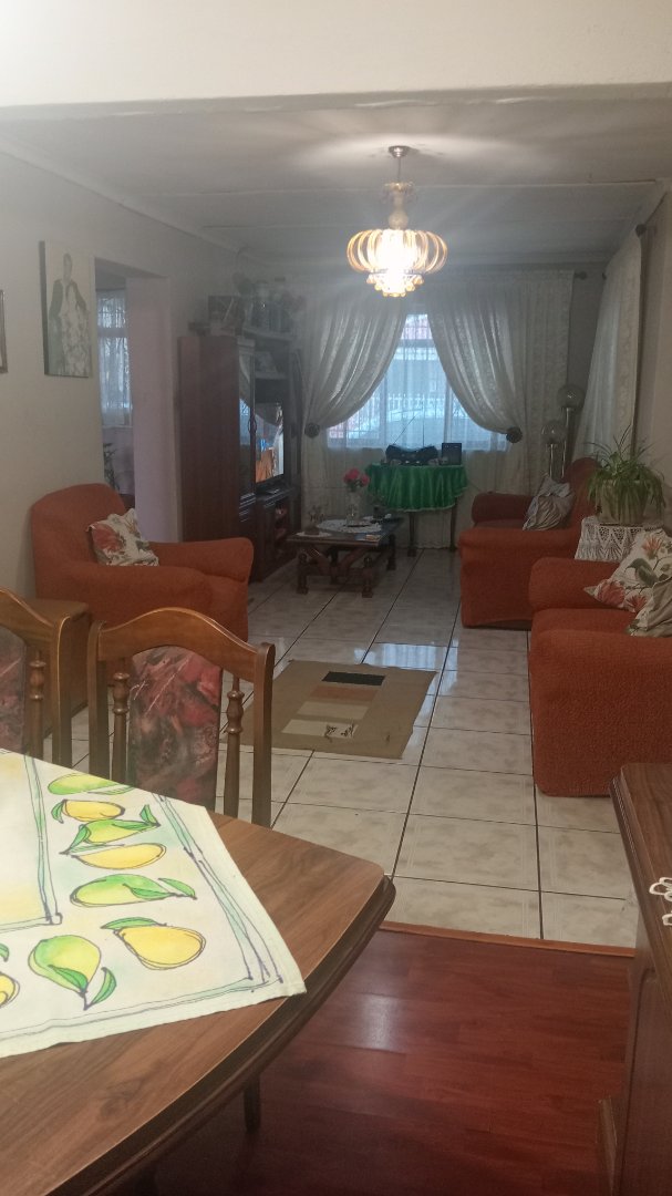 2 Bedroom Property for Sale in New Woodlands Western Cape